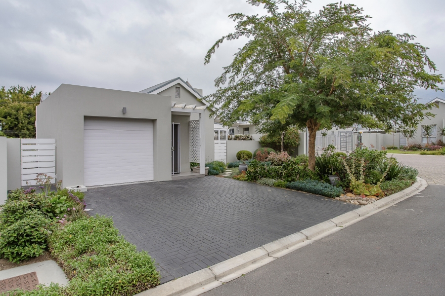 2 Bedroom Property for Sale in Paarl North Western Cape